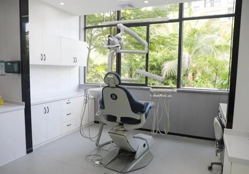 三亞潘崖口腔診所