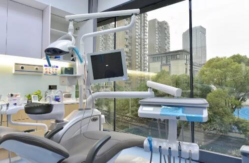 杭州牙防所補(bǔ)牙要多少錢(qián)