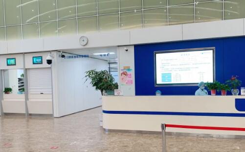 南京口腔醫(yī)院做滿口牙多少錢